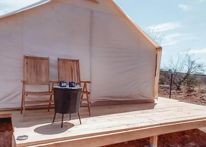 Silver Spur Homestead Luxury Glamping - The Cowboy