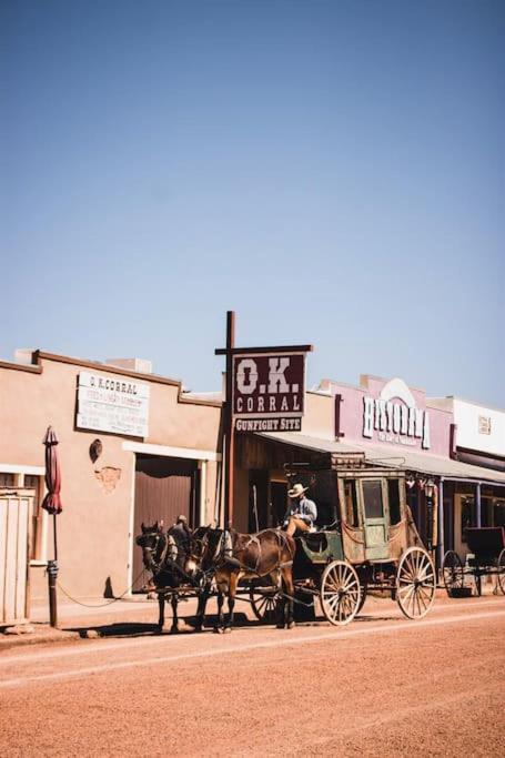 Silver Spur Homestead Luxury Glamping - The Cowboy * Tombstone